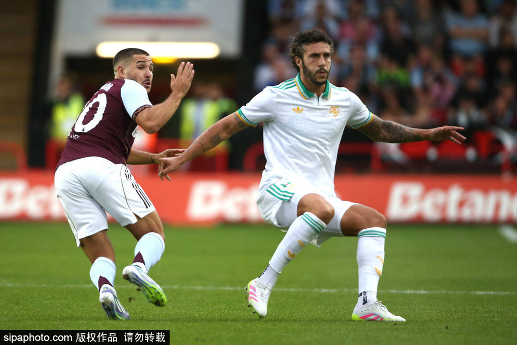 西甲新赛季首战临近，比利亚雷亚尔能否克服核心缺阵难题？